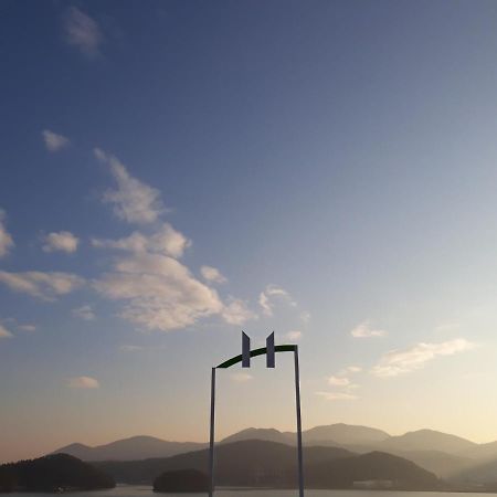 Tongyeong Bridge Hotel Exteriör bild