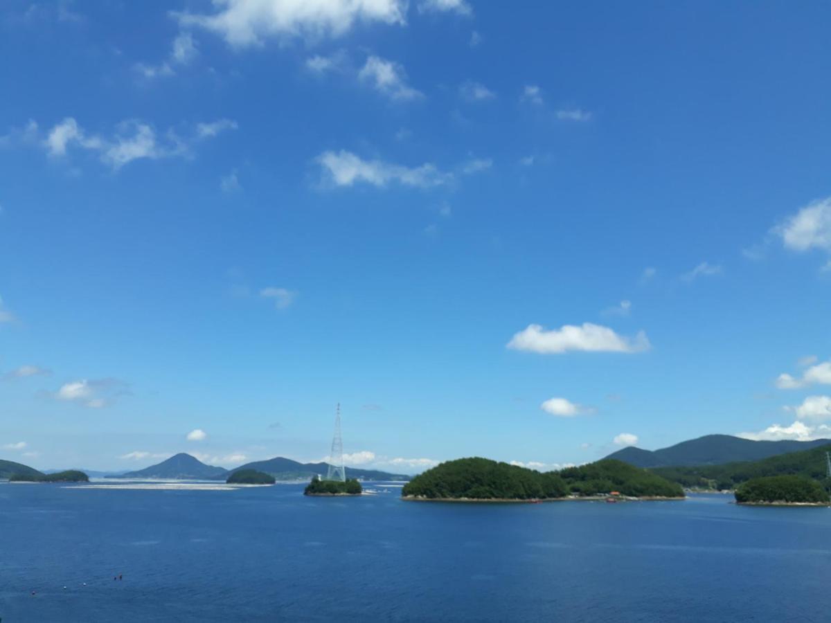 Tongyeong Bridge Hotel Exteriör bild